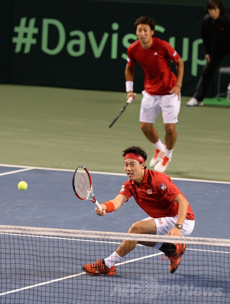 錦織起用でダブルス勝利、日本が8強に王手 デビス杯