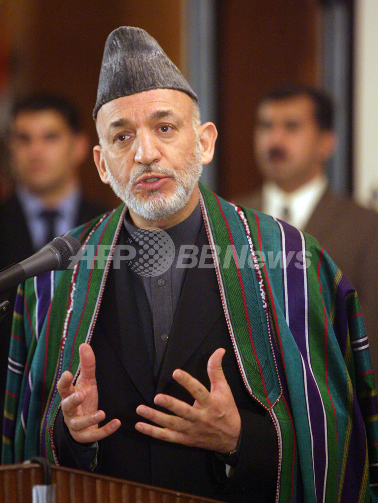 パキスタン、アフガニスタン首脳会談、テロ対策で協力推進へ