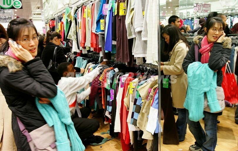 英国、付加価値税減税へ 17.5％を15％に