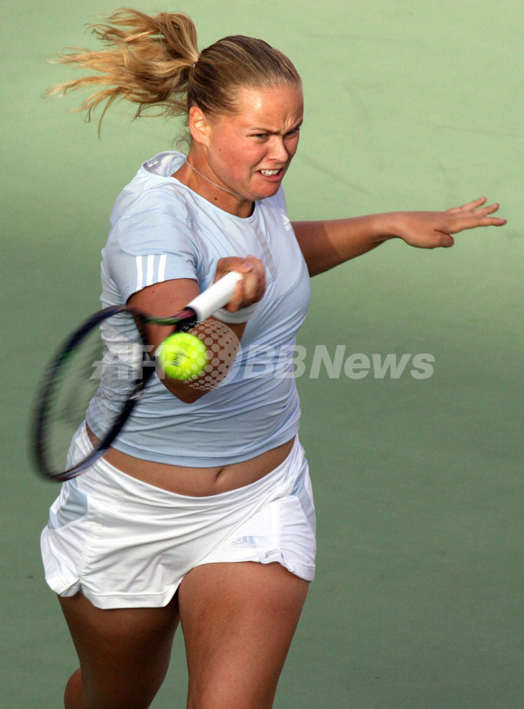 ＜女子テニス カタール・トータル・オープン2007＞ボンダレンコ グローネフェルドを破り2回戦進出 - カタール