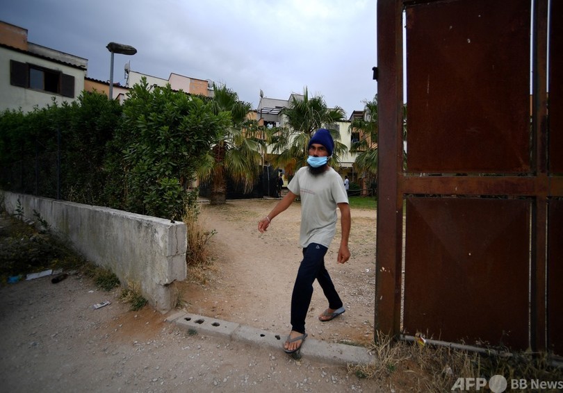 まるで奴隷、イタリア農村で搾取され立ち上がるインド人移民労働者