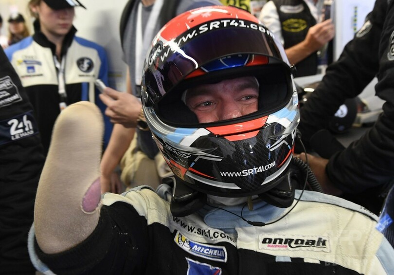 ルマン24時間史上初の四肢切断ドライバー、完走果たす