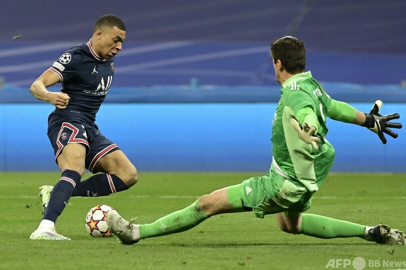 レアル、PSG破り欧州CL8強 ベンゼマのハットで大逆転