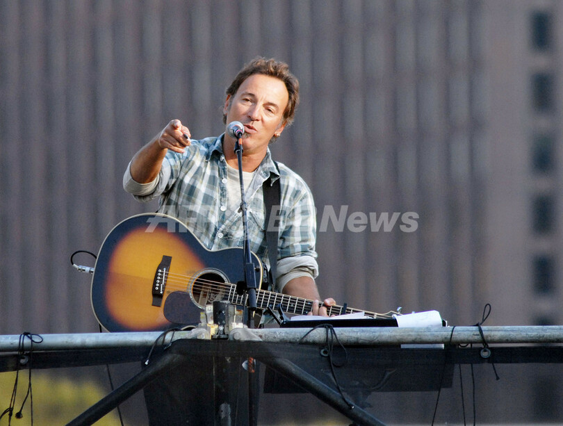 歌手スプリングスティーン、オバマ氏支援のコンサート出演