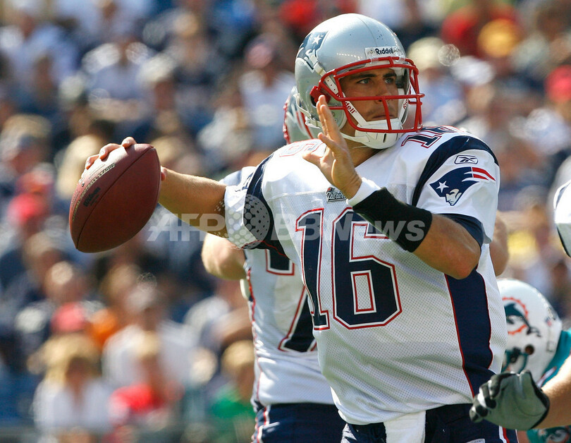 ドルフィンズ ペイトリオッツの連勝記録止める