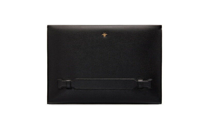 プレシャスなゴールドカラー、「ディオール オム」銀座限定＆先行商品