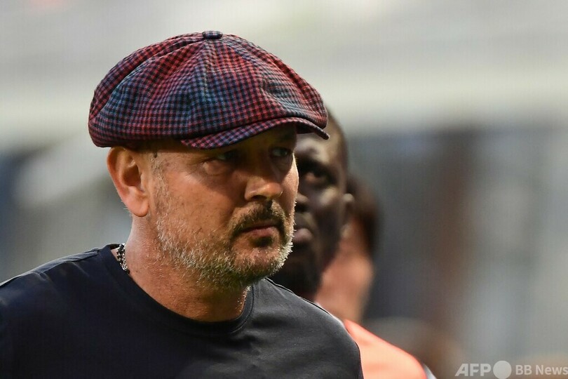 ボローニャのミハイロビッチ監督が退院 白血病治療を終え