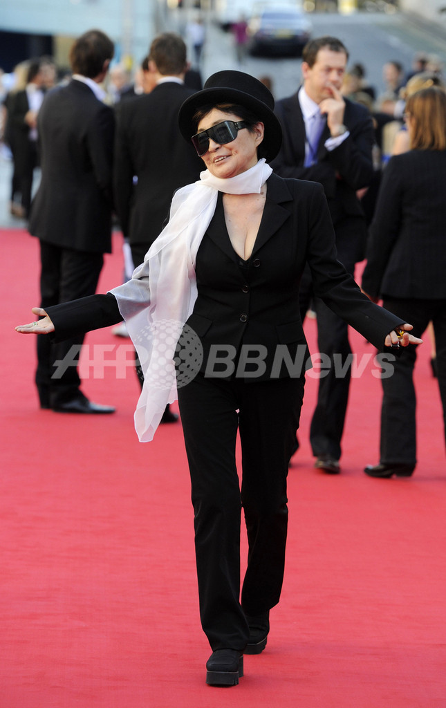 ジョージ・ハリスンのドキュメンタリー映画完成、上映会に豪華顔ぶれ