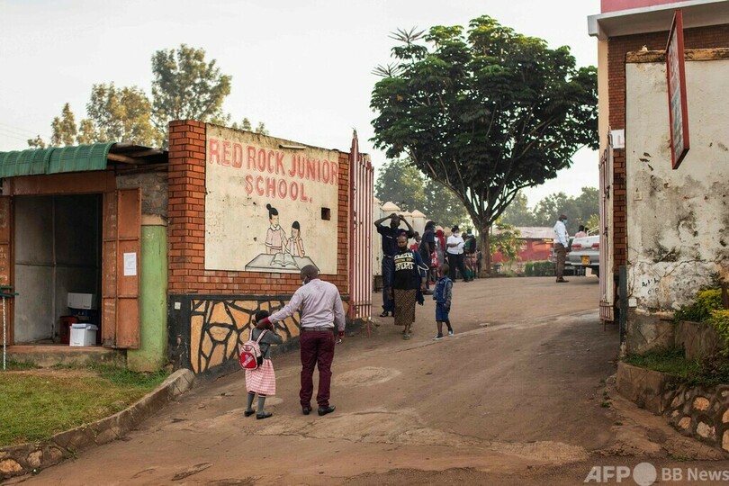 コロナ禍で閉鎖の学校、約2年ぶりに再開 ウガンダ