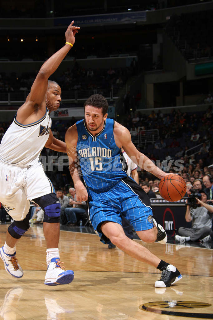 マジック ウィザーズ下し3連勝