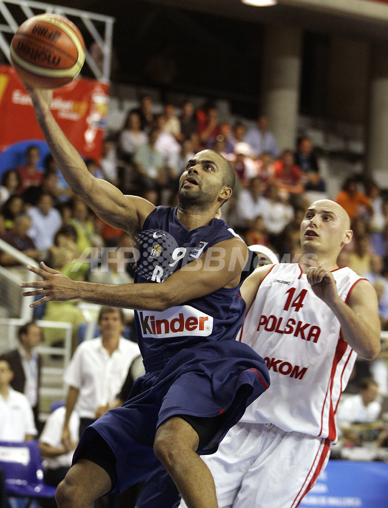 フランス ポーランドを降し白星スタート