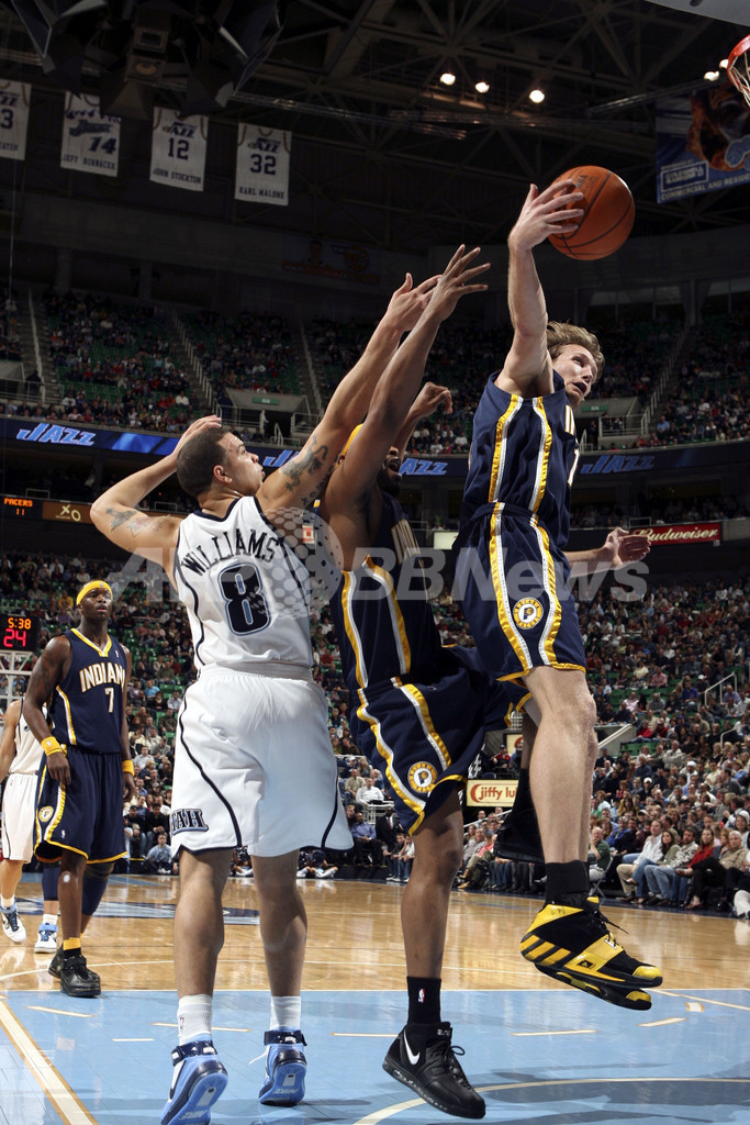 ＜06-07NBA＞ジャズ ペイサーズに1度もリードを許さず5連勝を飾る - 米国