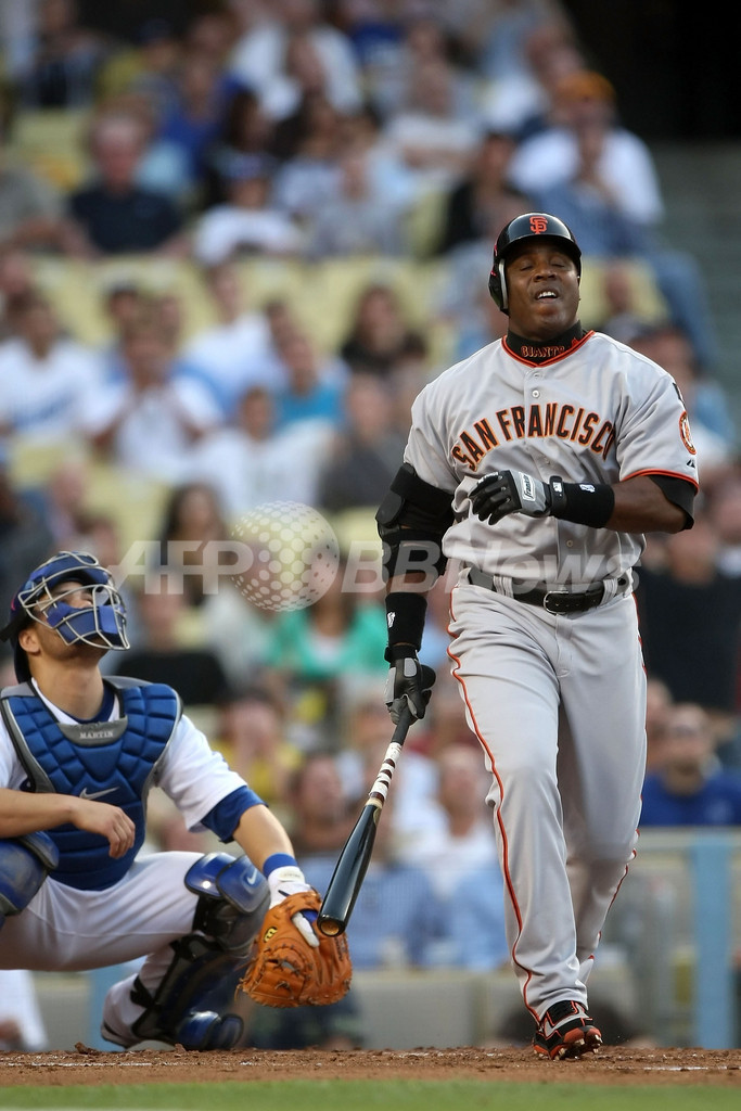 ドジャース 6-4でジャイアンツを降す