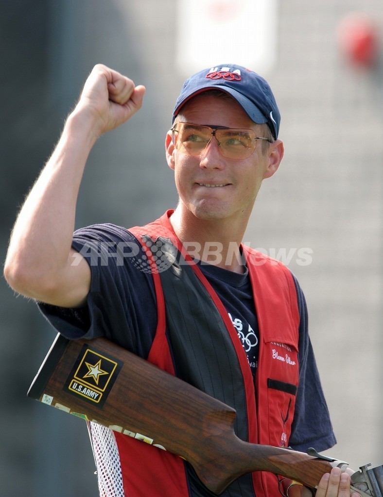 エラー 射撃・男子ダブルトラップで優勝