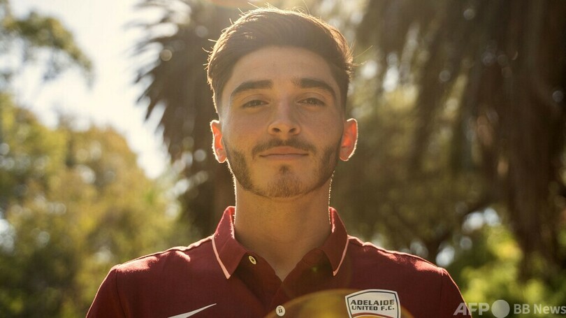 「リスペクト失った」 同性愛の選手がFIFA批判、虹色の腕章禁止で