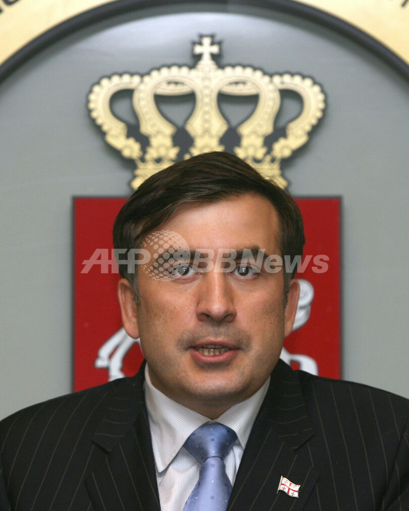 サーカシビリ大統領辞任、次期大統領選に向けて選挙活動開始