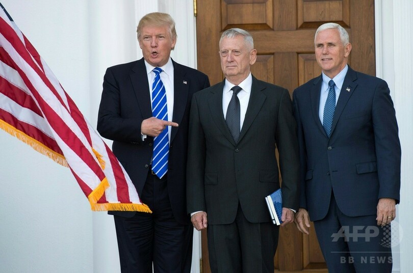 トランプ氏、次期国防長官に「狂犬」マティス氏を指名