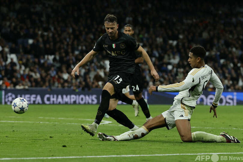 マンUが敗退危機に アーセナルとPSVは16強入り 欧州CL