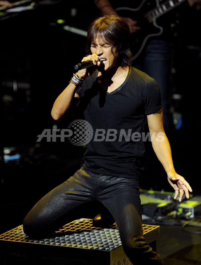 B'zとリンキン・パーク、被災した子供たちのためのチャリティーライブ開催