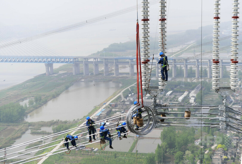 「一帯一路」建設の要、中国東部の重要な送電線プロジェクト 長江はさみ全線開通