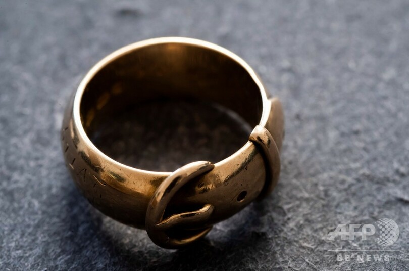 オスカー・ワイルドの「友情の指輪」、著名美術調査員が発見 盗難から20年