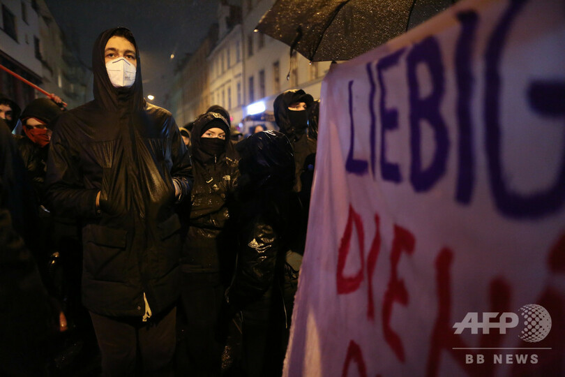 独ベルリン 不法占拠ビル立ち退き抗議デモ、暴動に発展