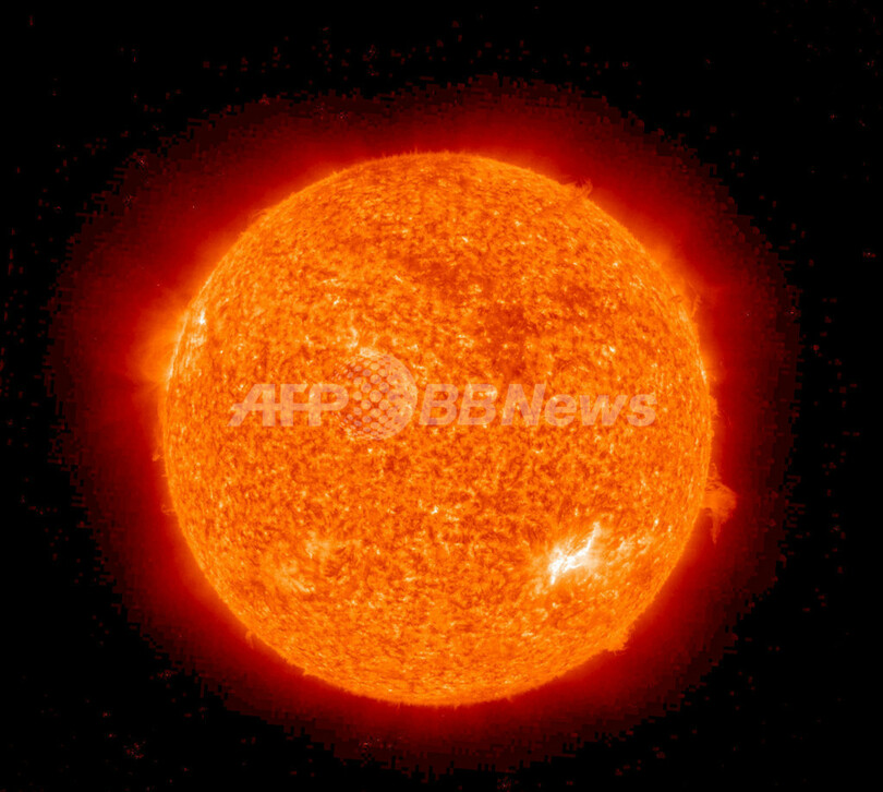 太陽観測衛星がとらえた太陽フレア Nasa 写真1枚 国際ニュース Afpbb News