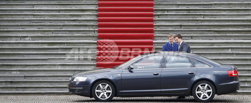 オランダで内閣総辞職、財政緊縮策めぐり政党間協議決裂