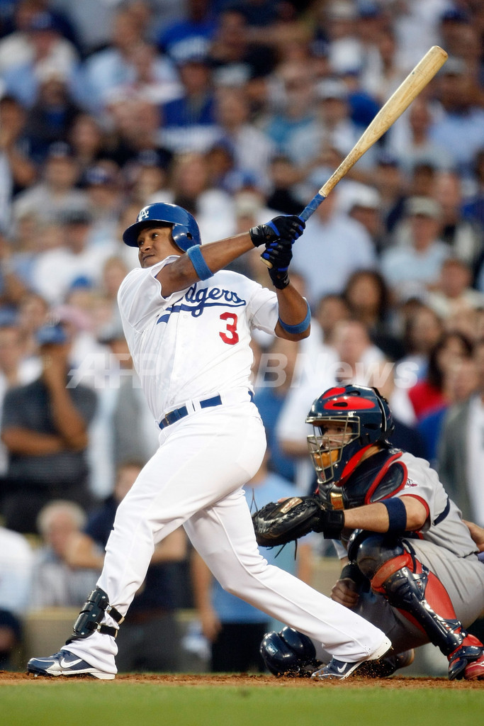 ドジャース サヨナラ勝ちでカージナルスに連勝、MLBプレーオフ