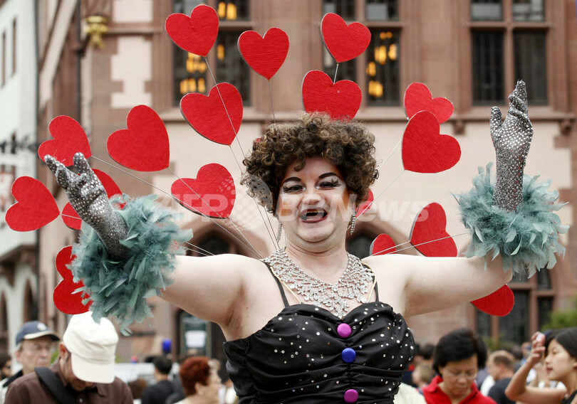 ドイツで華やかにゲイ･プライド･パレード