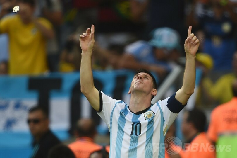 アルゼンチン、メッシの劇的弾でイランに競り勝ち16強入り