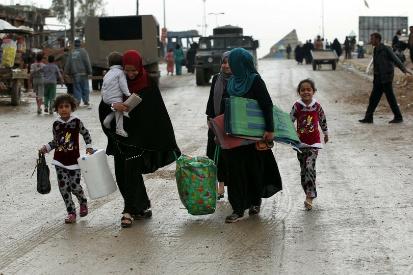 奪還作戦続くモスル、避難民50万人に 国連「活動限界」