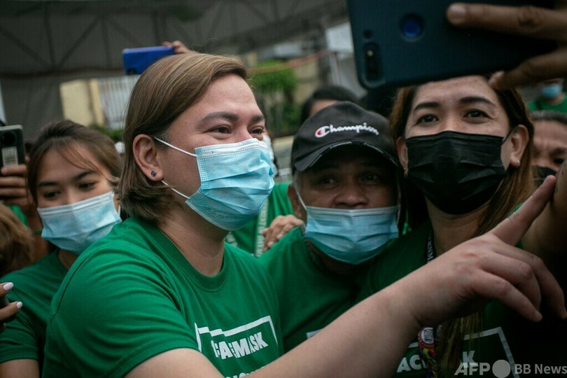 ドゥテルテ比大統領、上院選に出馬 副大統領選での父娘対決はなし