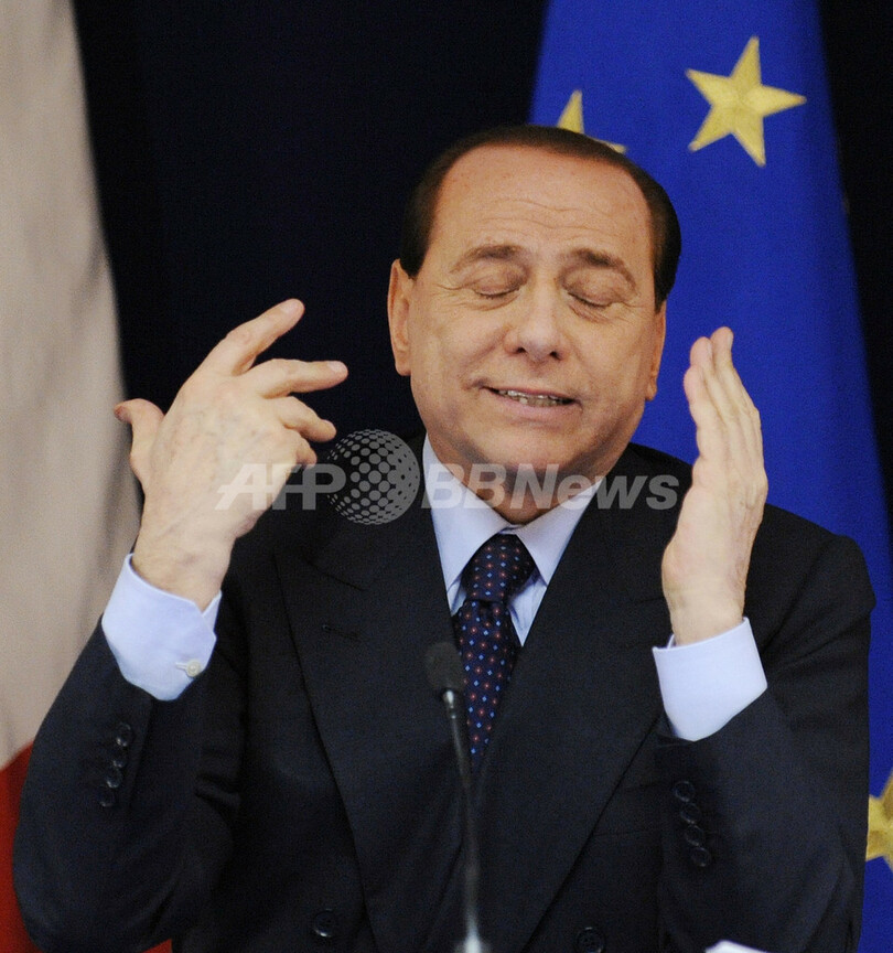 伊首相がオバマ氏と電話会談、友好を強調 「日焼け」発言の翌日に