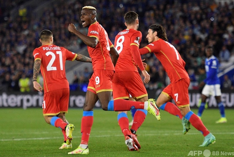 オシムヘンの2発でナポリがレスターとドロー リヨン白星発進 EL