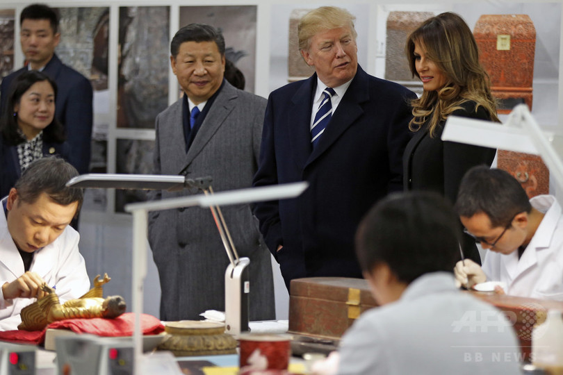 習氏、トランプ氏に中国史を教える一幕 「中国人は竜の子孫」 習氏、トランプ氏に中国史を教える一幕 「中国人は竜の子孫」