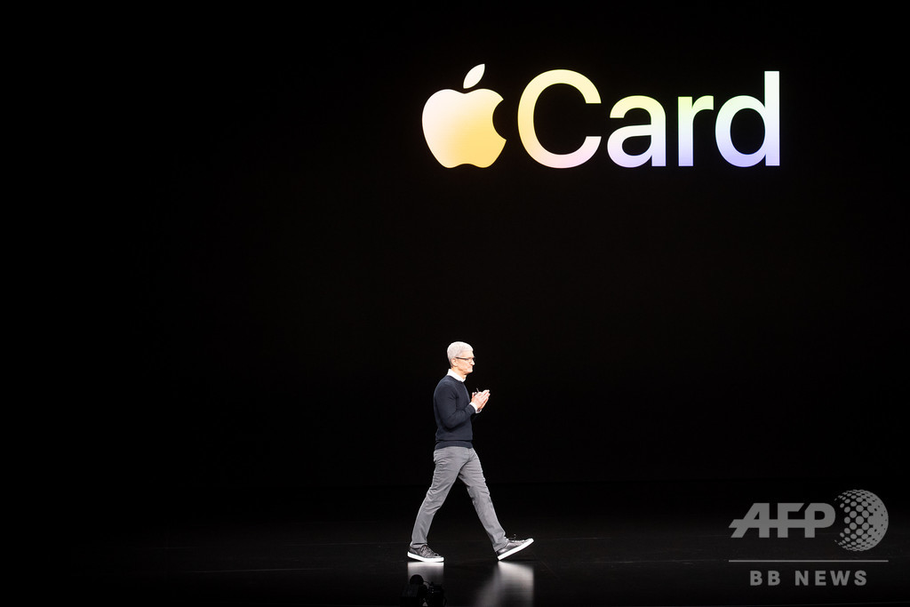 アップルのクレジットカード、使用限度額設定に性差別? 人工知能が決定 アップルのクレジットカード、使用限度額設定に性差別? 人工知能が決定