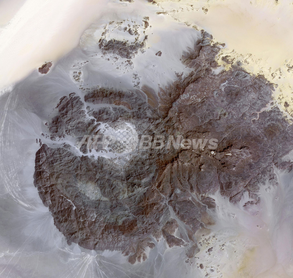 地球上で最も乾いた地「ウェイナット山」、15年間降雨なし アフリカ 地球上で最も乾いた地「ウェイナット山」、15年間降雨なし アフリカ