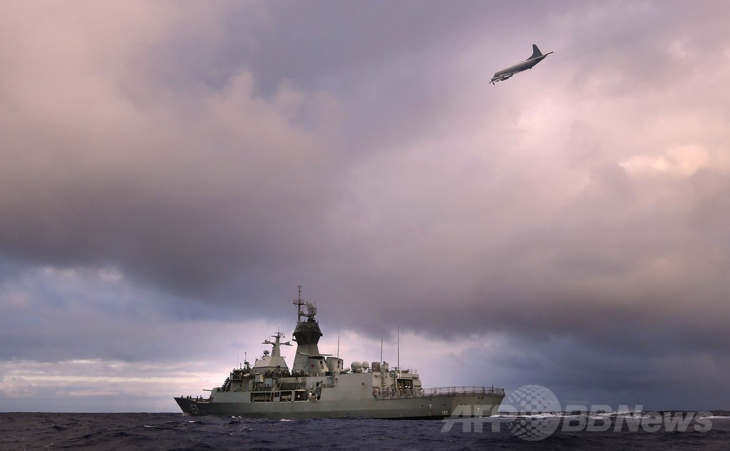 不明マレーシア機は「自動操縦中に墜落」、豪当局 不明マレーシア機は「自動操縦中に墜落」、豪当局