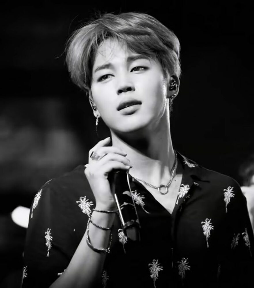 BTSのJIMIN、日本のファン投票でK-POP男性アイドル1位に 写真枚