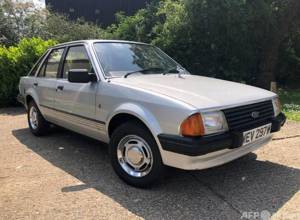 ダイアナ元妃の車、810万円で落札 皇太子からの婚約記念品 写真3枚