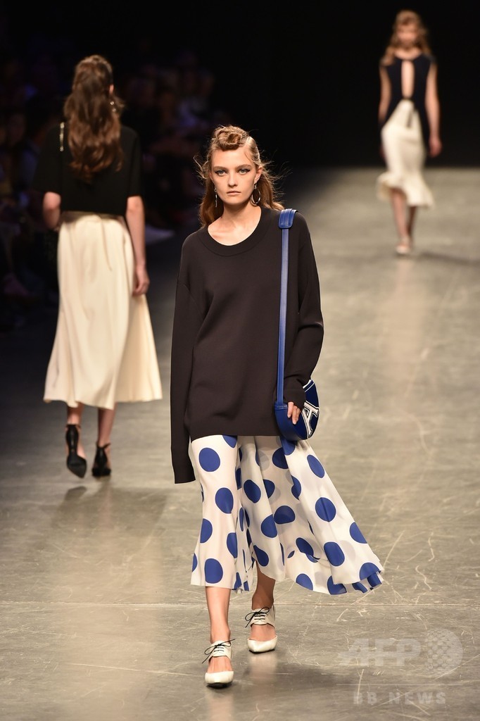 「アンテプリマ」17年春夏