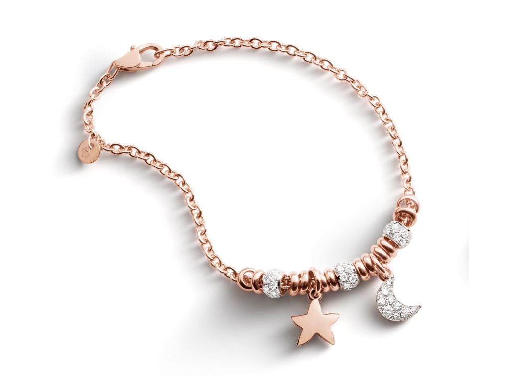 「ドド」夢を追うパワーを込めた三日月型チャーム、登場