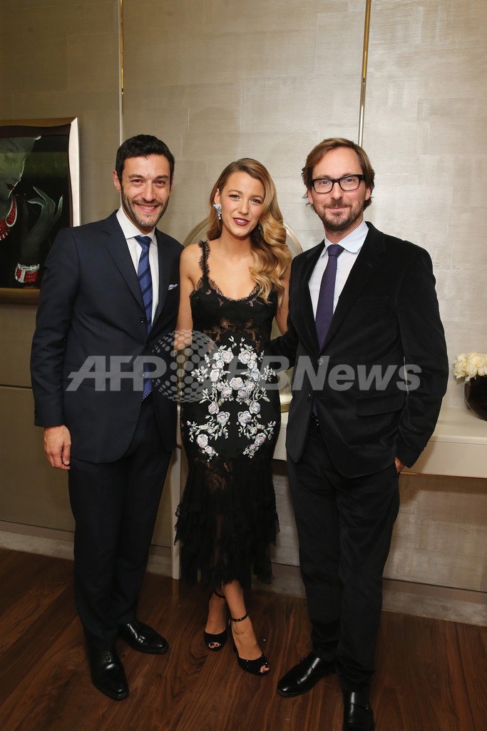 「ヴァン クリーフ＆アーペル」NY五番街店がリニューアル、ディータ・ヴォン・ティースら華やかなゲストも