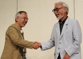 都内で引退について記者会見する宮崎駿（Hayao Miyazaki）監督（右）と、会見に同席したスタジオジブリ（Studio Ghibli）の鈴木敏夫（Toshio Suzuki）プロデューサー（2013年9月6日撮影）。(c)AFP/TOSHIFUMI KITAMURA