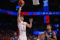 FIBAバスケットボール・ワールドカップ、17-32位順位決定ラウンド・グループO、日本対カーボベルデ。得点を狙う比江島慎（2023年9月2日撮影）。(c)Yuichi YAMAZAKI / AFP