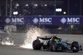 24F1開幕戦バーレーンGP予選に臨むメルセデスAMGのルイス・ハミルトン（2024年3月1日撮影）。(c)Giuseppe CACACE/ AFP