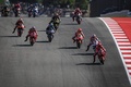 ロードレース世界選手権、第1戦ポルトガルGP、MotoGPスプリントレースに臨む各ライダー（2023年3月25日撮影）。(c)PATRICIA DE MELO MOREIRA / AFP
