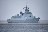 中国海軍の艦艇、日本の排他的経済水域内で実弾射撃訓練 防衛省