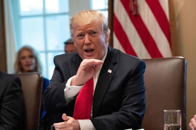 トランプ氏、政府閉鎖の長期化を再度警告 壁建設費譲らず